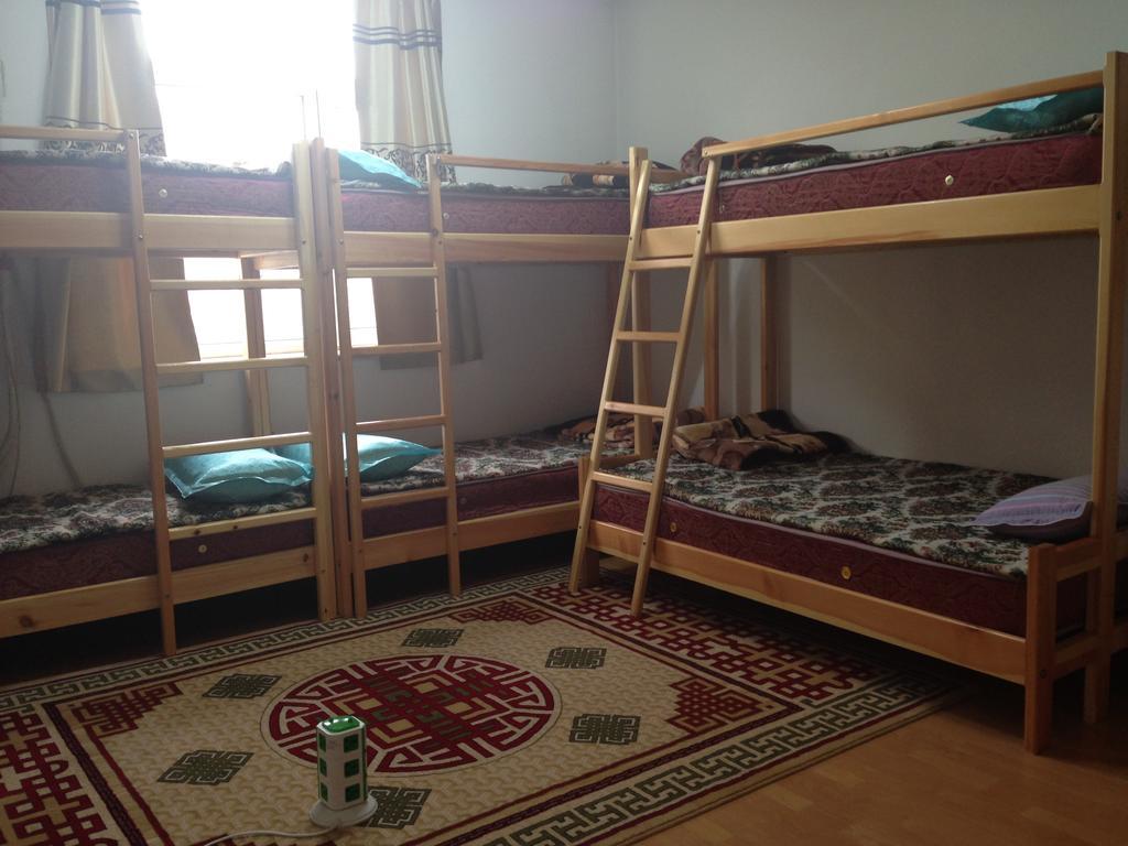 Sunpath Mongolia Tour&Hostel Ulaanbaatar Zimmer foto